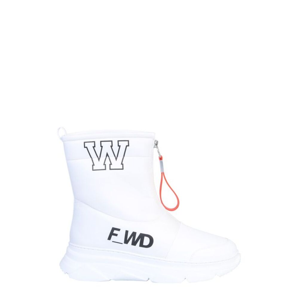 Forward Unisex Leather Boot